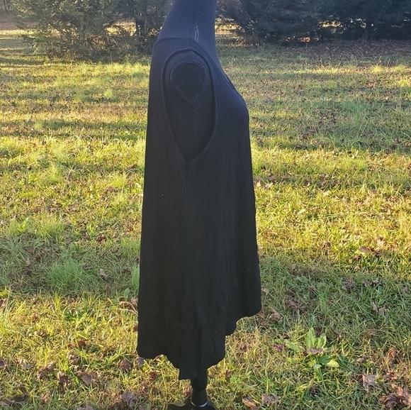 𝅺Black sleeveless top tanktop multi-layered - Picture 3 of 6